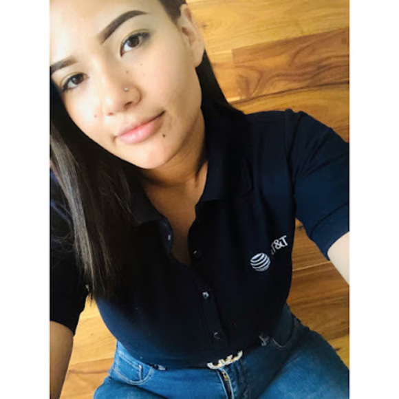 Meet your Posher, Victoria - Picture 1 of 1